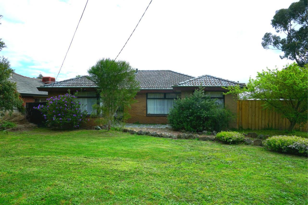 Family Home In Prime Location Melbourne Ferntree Gully Exterior photo